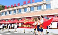 "紅驛暖心"照亮司乘歸途 小驛站詮釋服務(wù)大情懷