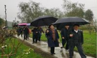 農(nóng)博搭臺為引領 科技人才創(chuàng)實效&mdash;&mdash;王宗全一行赴新津區(qū)調(diào)研指導老科協(xié)工作