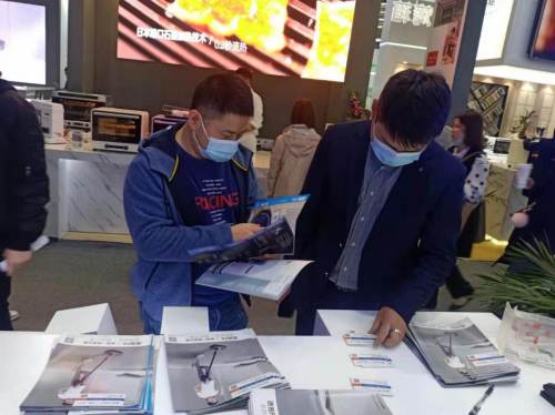 未來吸塵器什么樣？2021AWE有答案了！