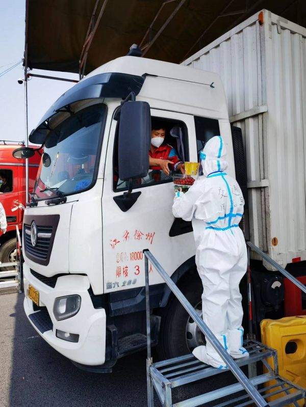 給貨車司機關果蔬.jpg
