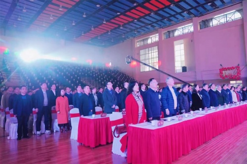 袁隆平爺爺走了，但&ldquo;種子&rdquo;卻在這所學(xué)校悄悄發(fā)芽