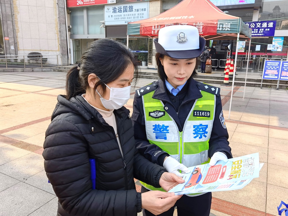 重慶市公安局萬盛經(jīng)開區(qū)分局交巡警支隊(duì)持續(xù)開展  &ldquo;兩輪車&rdquo;集中違法行為整治行動(dòng)